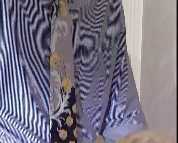 Lezbiyenler klasik amcık yalıyor seksi sarışın çifte anal parti