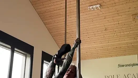 Magst du meinen tanz für dich? - #poledance #dance #higheels #heels #dancing #skinny #
