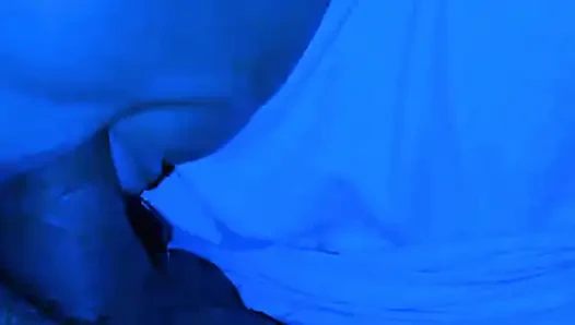 Teman suamiku cum di wajahku