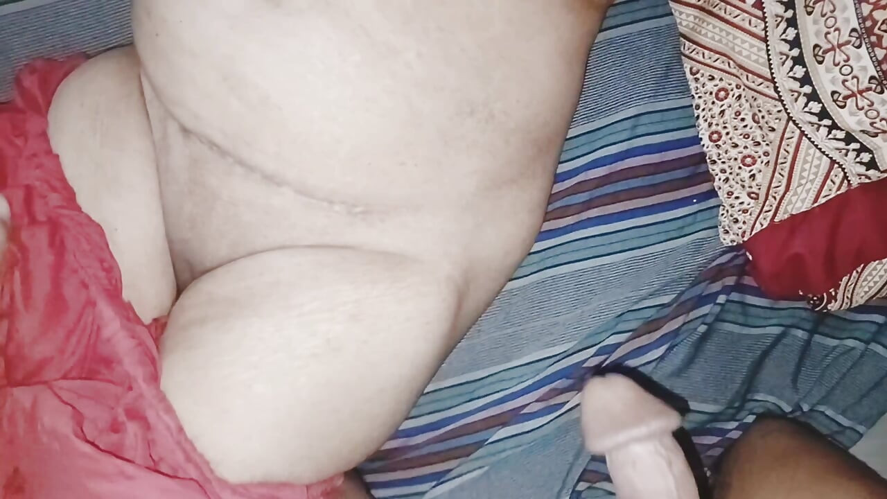 Jitna Dalo Wo Hansti thi door gaon me ik vasti ti