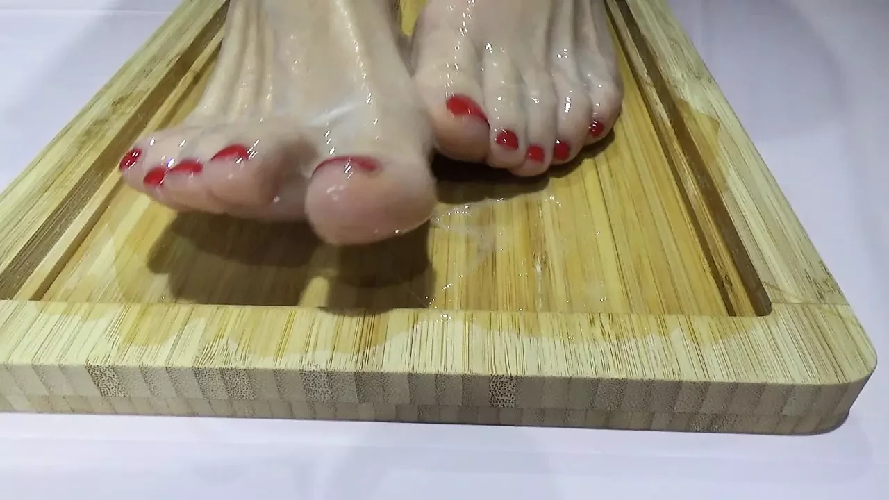 Cum in Pussy and on My Legs