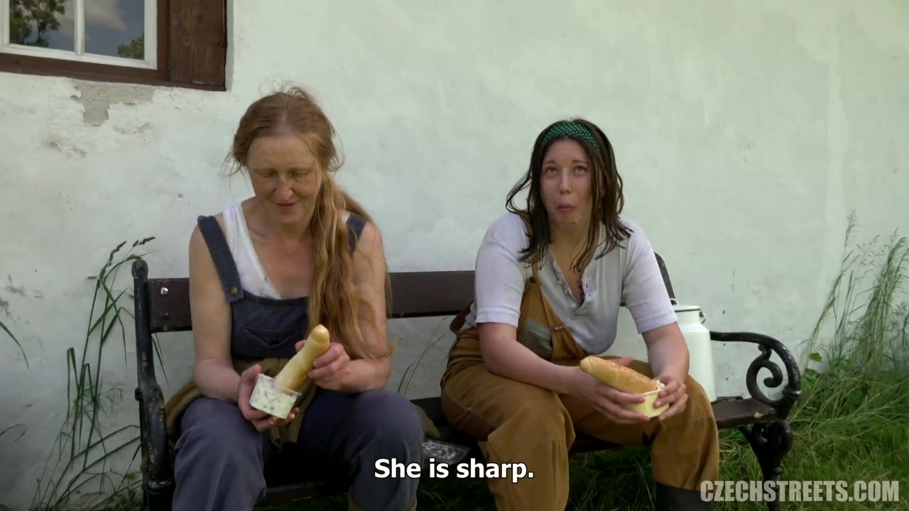 Czech Streets – Country Girls