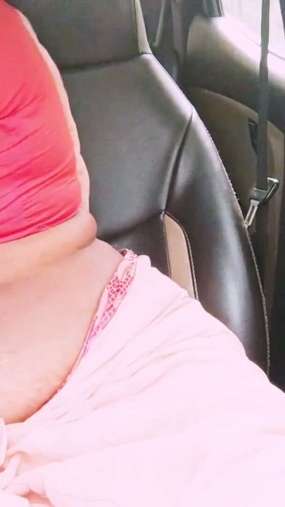 Telugu maid car sex in forest road, telugu dirty talks. | Clip 1