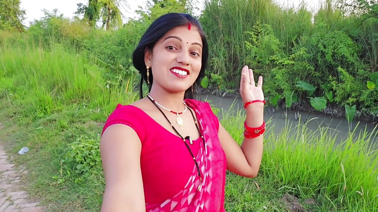 Desi innocent girl har fuck, Local Indian girl fucking video with condom