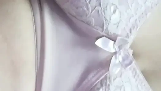 Fingering memekku sendiri