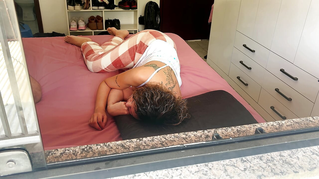 Stepdaughter receives and sucks and lets her stepfather penetrate her.