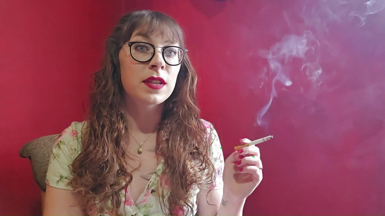 Would I date a non-smoker, and other smoking fetish questions answered