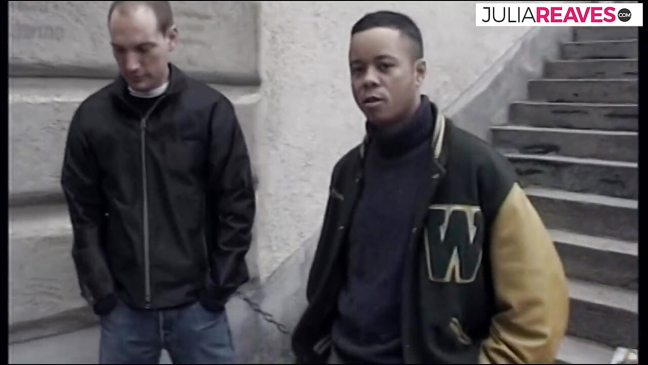 18-letnia blondynka zaczyna od swojego pierwszego castingu pieprzonie wideo