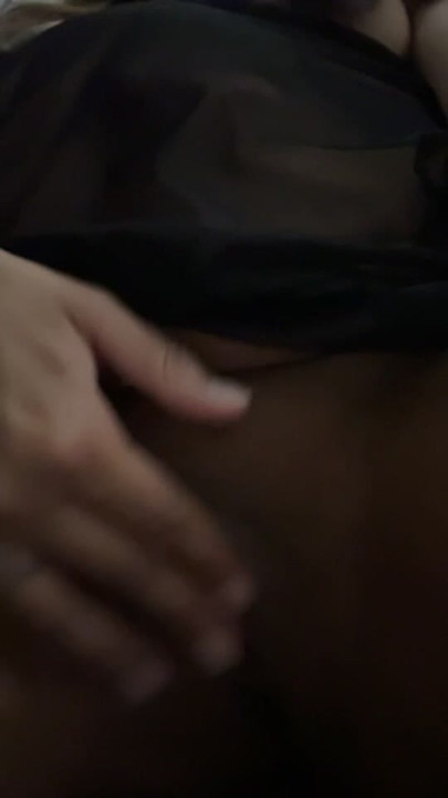 妻子需要在他回家之前被幹