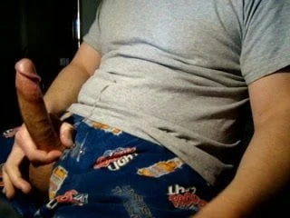 jerking my cock to x hamster