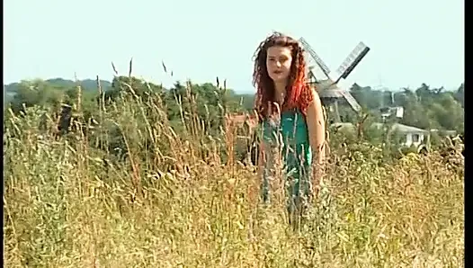 Brunette bitch masturbating before giving a blowjob