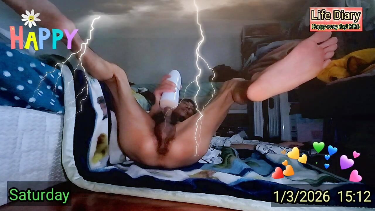 سعيد كل يوم ، استمتع بأوقات رائعة.