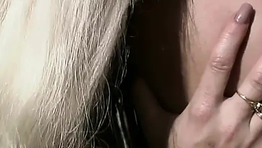 Heiße Schulmädchen in Aktion