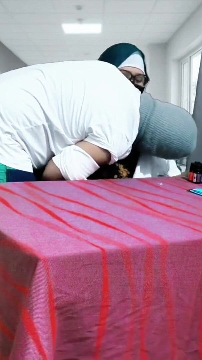 Hot Desi Doctor Aunty Sucking Patient Dick and wonderful doggy and Moaning Loud new Indian Sex New Desi Sex | Clip 1