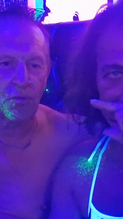 Key moment from "Gigi and Dave, kisses, cuddles, traveling places, nice and romantic adventure"