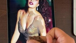 Jacqueline Fernandez gemând tribut