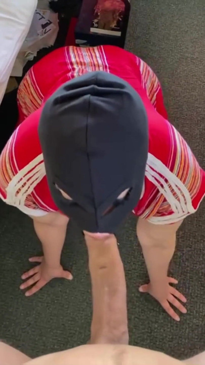 ช่วงเวลาที่น่าทึ่งจาก "สาวน่ารักตูดใหญ่ในหน้ากากสกีลึกสุดคอ pov"