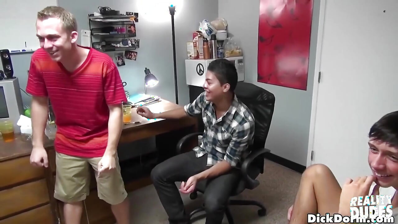 Reality Dudes - Shane, Luke Adams and the Other Guys Turns Hanging Out in a Dorm Into a Full on Gay Orgy Session