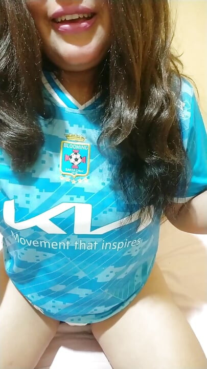 내 친구와 함께 공공 화장실에서 무슨 짓을 했는지 고백