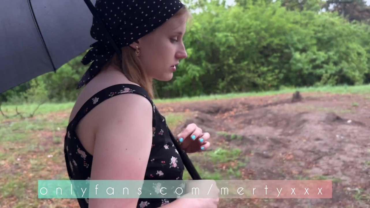 村の金髪娘の初めてのアナルセックス