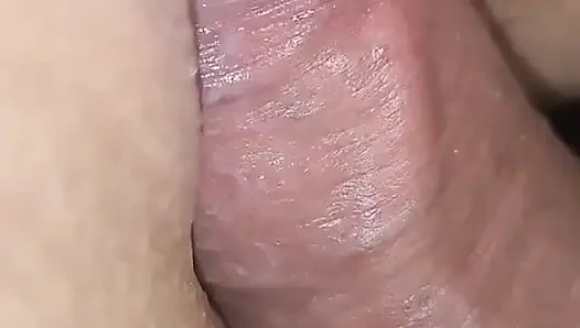 Nahaufnahme muschi-fick von großem dickem schwanz