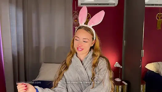 Hot girlfriend does naughty Lola Bunny cosplay