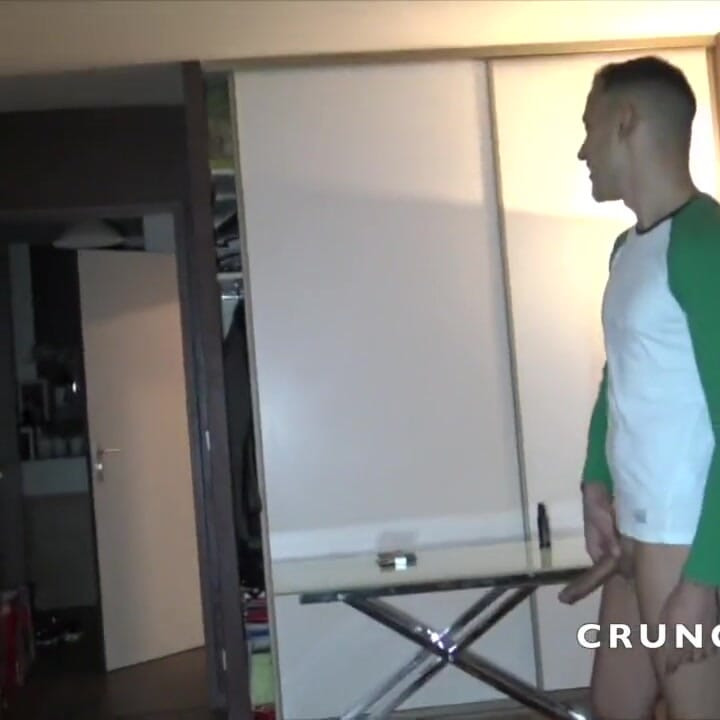 ट्विंक जेरोम जेम्स की Juan Perez द्वारा जोरदार चुदाई