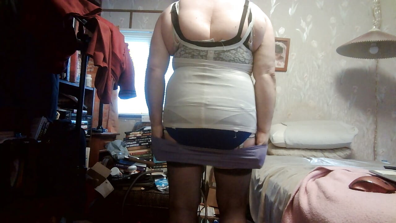 ANOTHER MOTHERFUCKER MASTURBATOR SHOW - my girdles, panties, and strip, and wiener cumm show