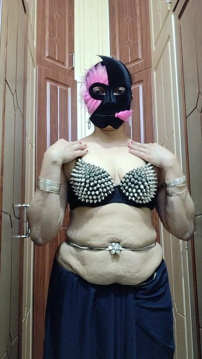 Black saree strip