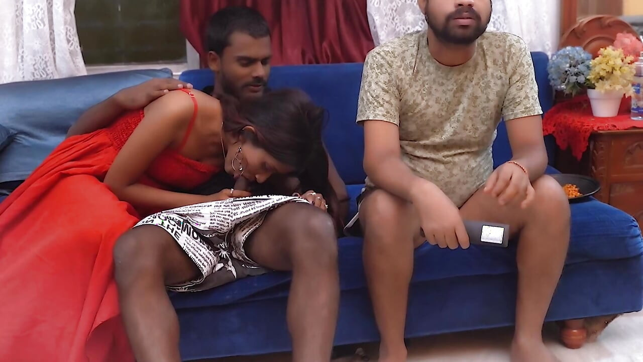 Dost ke samne hi dost ke sauteli bahan ko choda