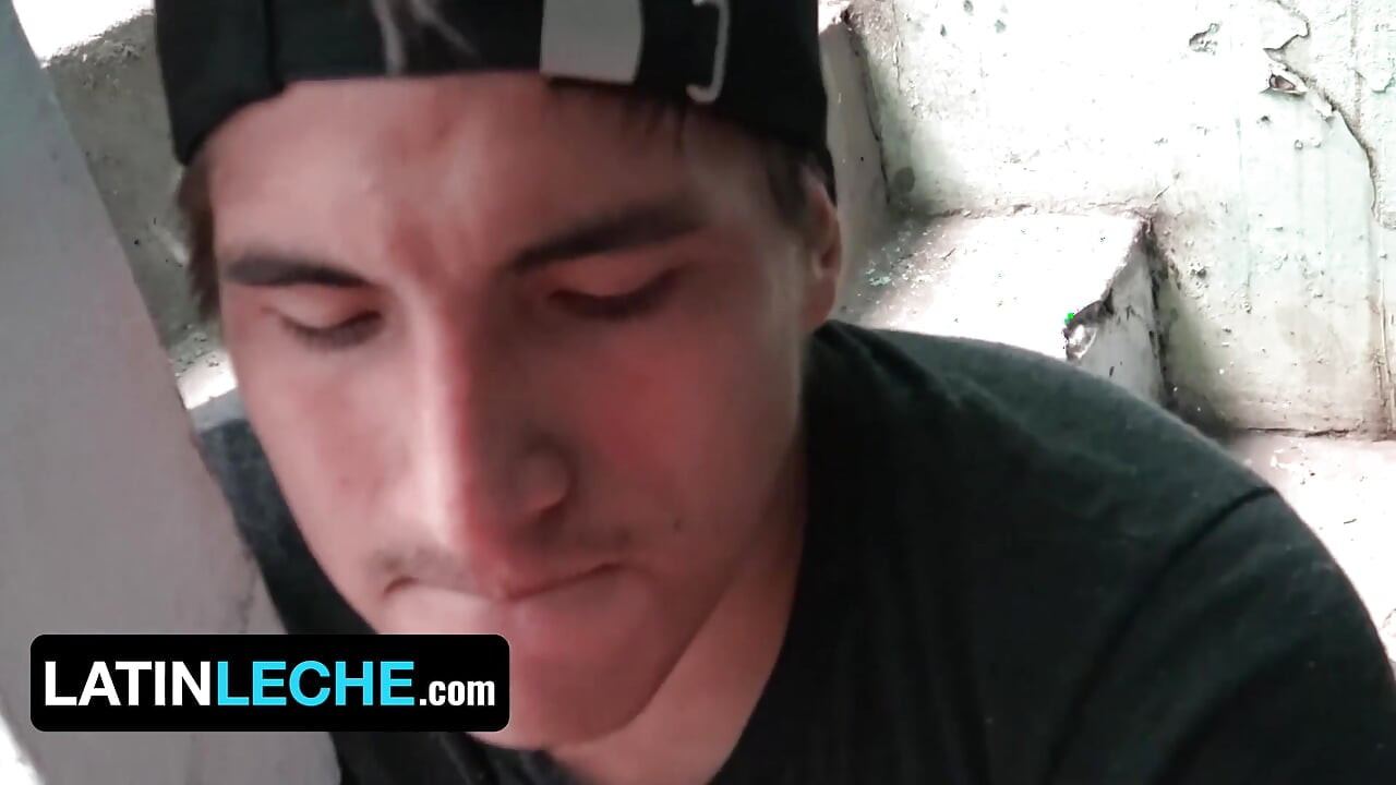 Latin Leche - Straight Latino Sucks The Uncut Dick Of A Stranger And Takes It Bareback From Behind