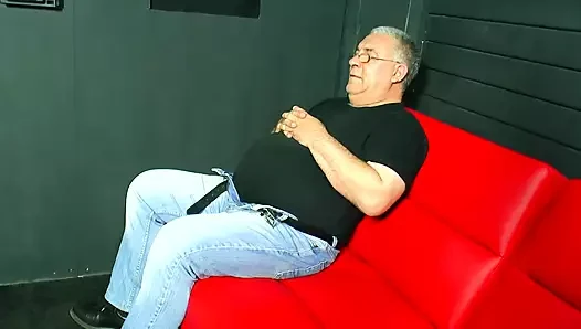 Obese porn video – The chubby woman takes care of the fat pensioner