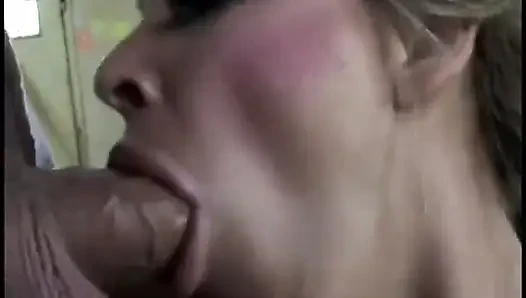 Analsex und hartes fisting für die blondine