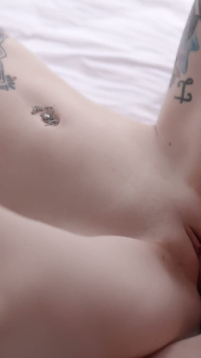 My Roommate Fucked Me Hard and Came on My Pussy