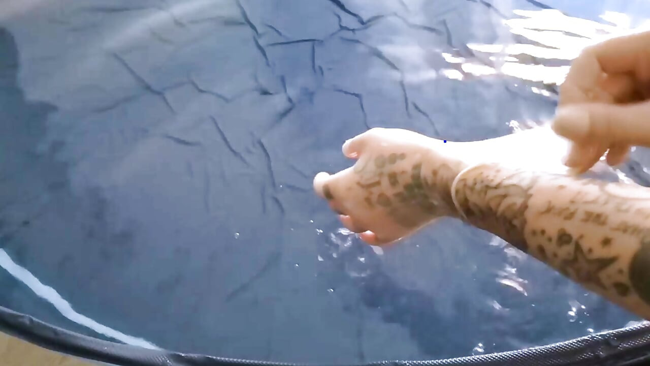 goddesslolli WATER-GLOVES-FEET