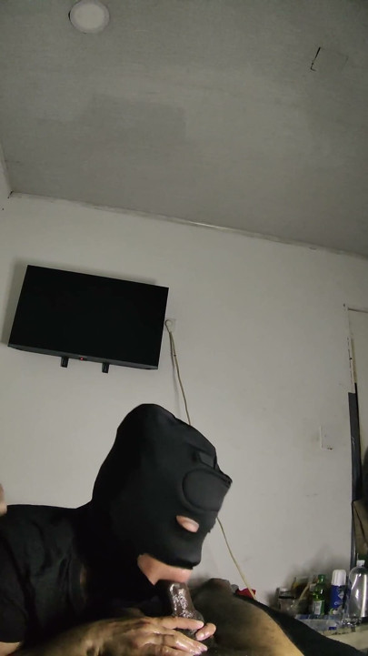 Throat Champ Black Mask 4