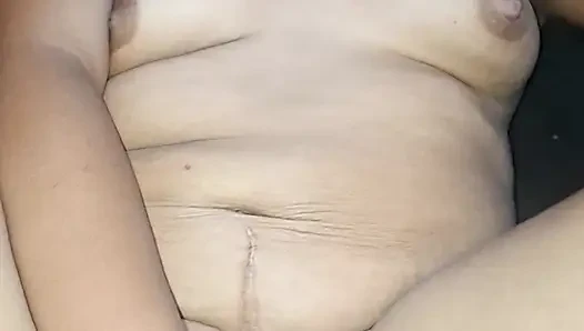 Karla Alvarez'in güzel götü penis alıyor