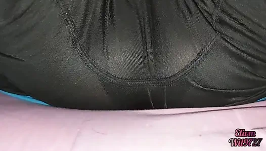 Creampie di memek saudara tiri