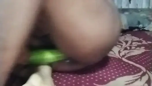 Village bhabi pussy rubbing and squirting orgasm for her boyfriend