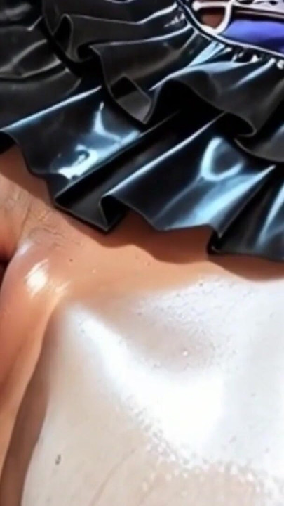 A very horny Arab woman having anal sex | Clip 1