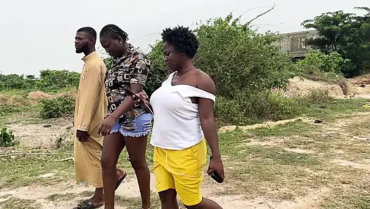 Kami di luar Itxqueen Silver Anla dan Afrika