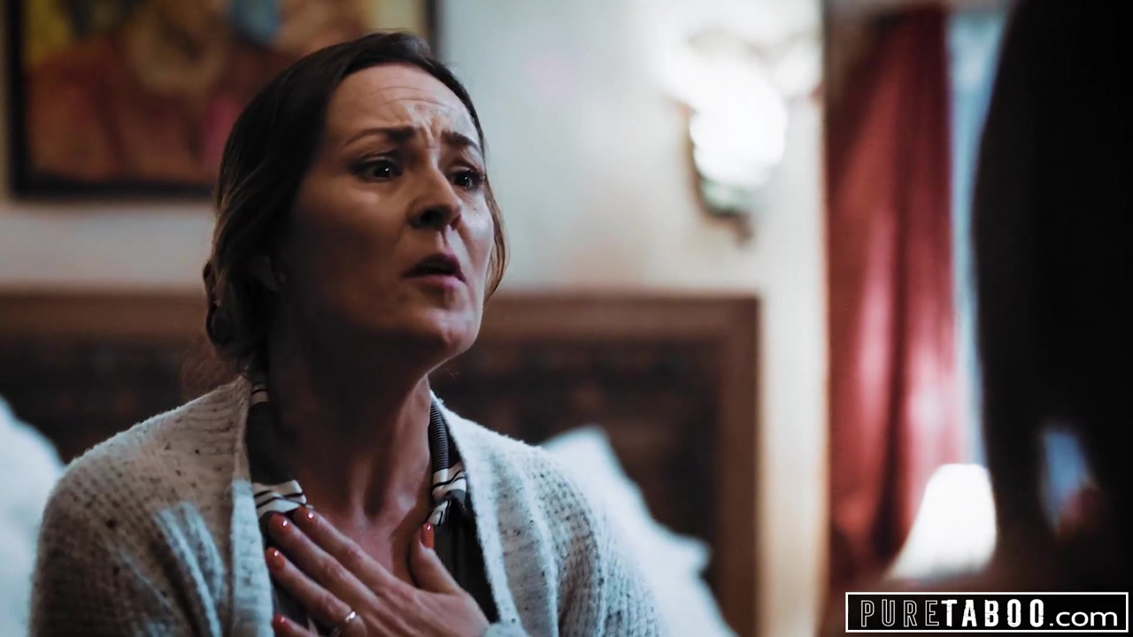 継母と継父と捕まる純粋なタブー、カイラー・クインが参加