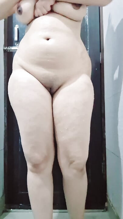 Zgodna svastika pere anal posle prve noći indijski desi seks