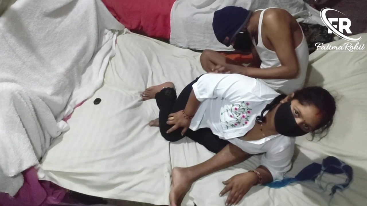 Desi Girl Friend Masti on the Bed