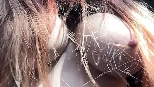 İtalyan büyük memeli orta yaşlı seksi kadın artemisia ateşli yalnız büyük göğüsler açık havada zıplıyor