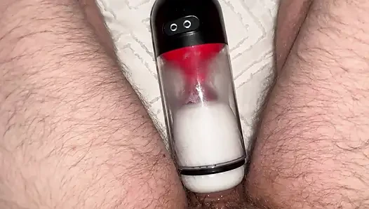 Yarağımın başını yalatıyor
