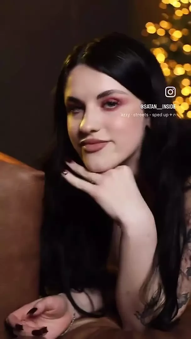 Mary_moore video