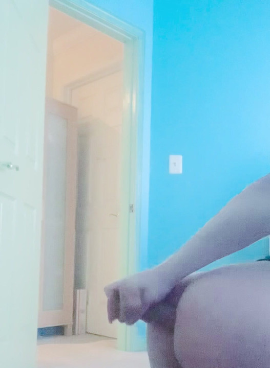Asian Sissy Fingers his Hole