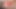 異人種間ビジョン - 赤いランジェリー姿のブロンド女性がBBCの大ヒットを披露