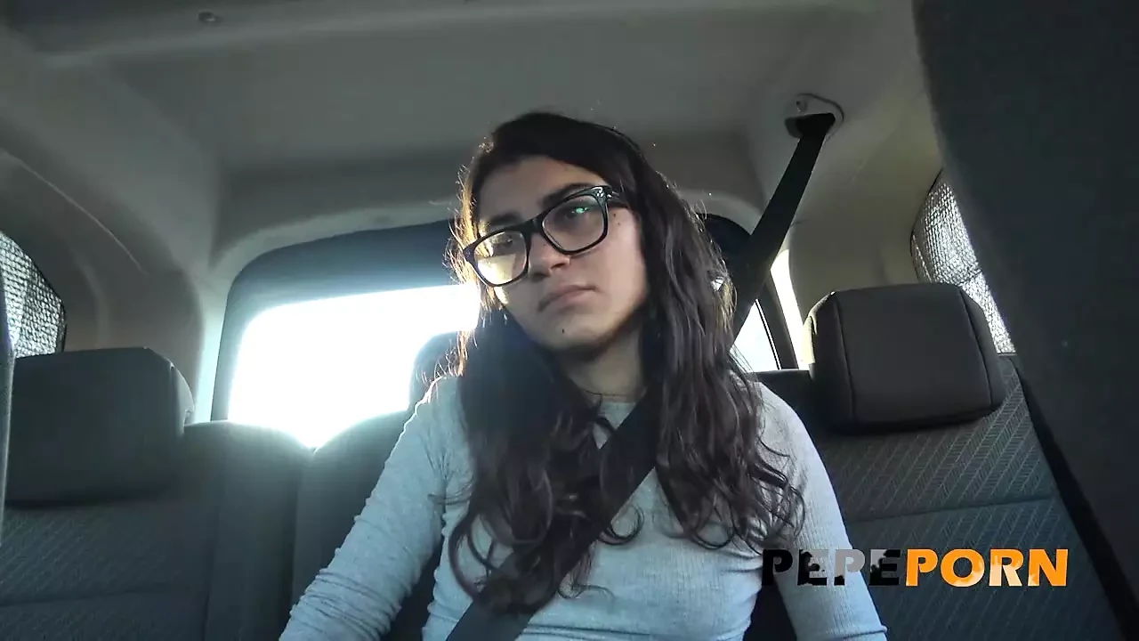 Faraona Gomez needs our help to eat as many cocks as she wants!